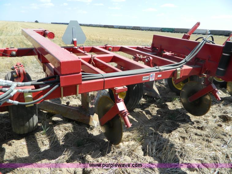 image for item B3872 Sunflower 7-5 sweep plow
