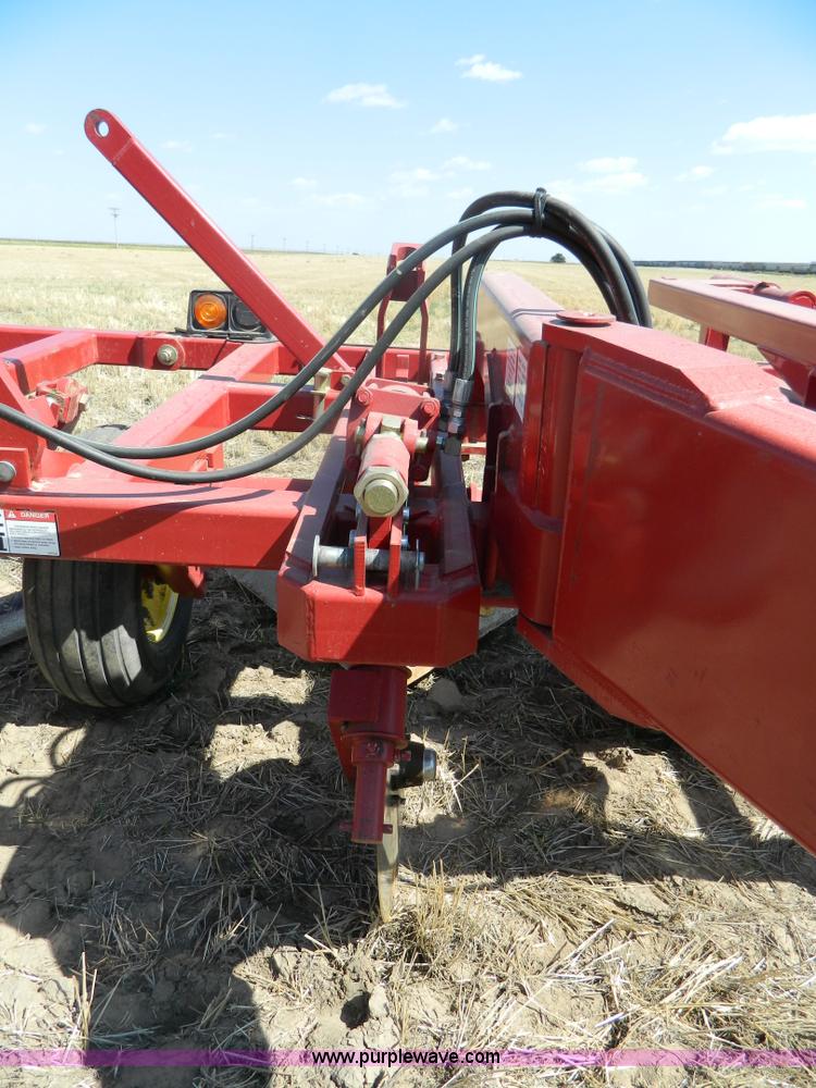 image for item B3872 Sunflower 7-5 sweep plow