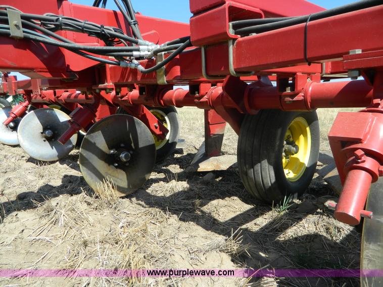 image for item B3872 Sunflower 7-5 sweep plow