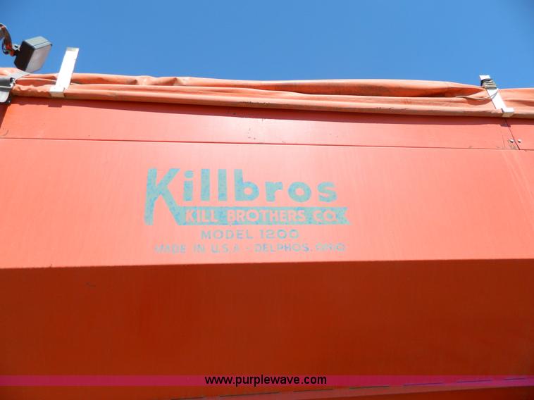 image for item B3873 Killbros 600 bushel grain cart
