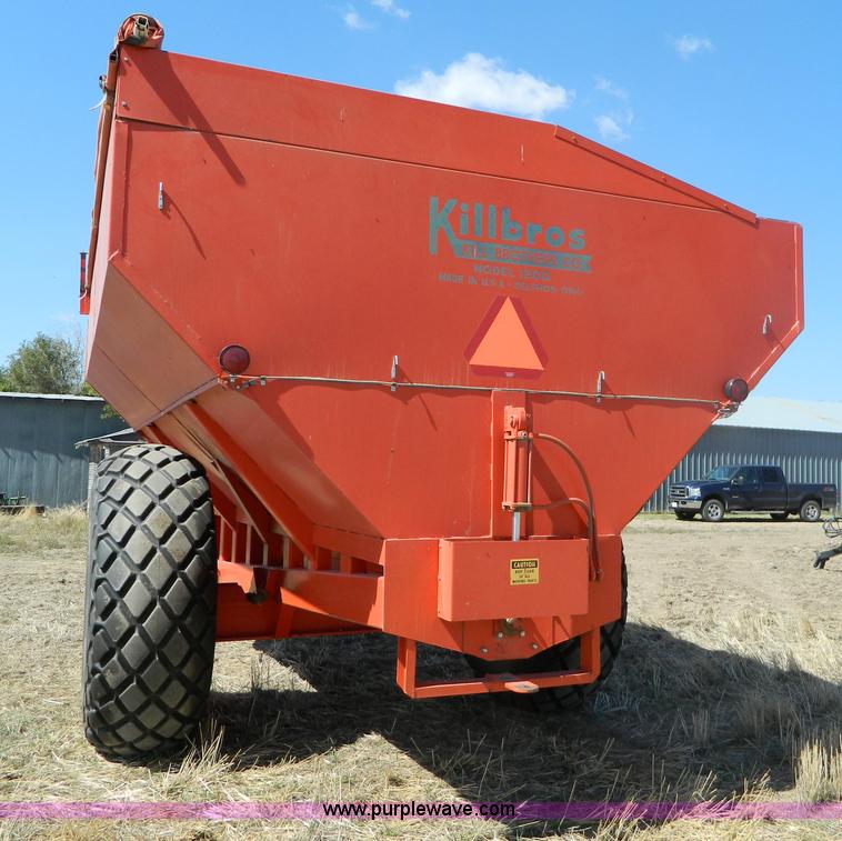 image for item B3873 Killbros 600 bushel grain cart