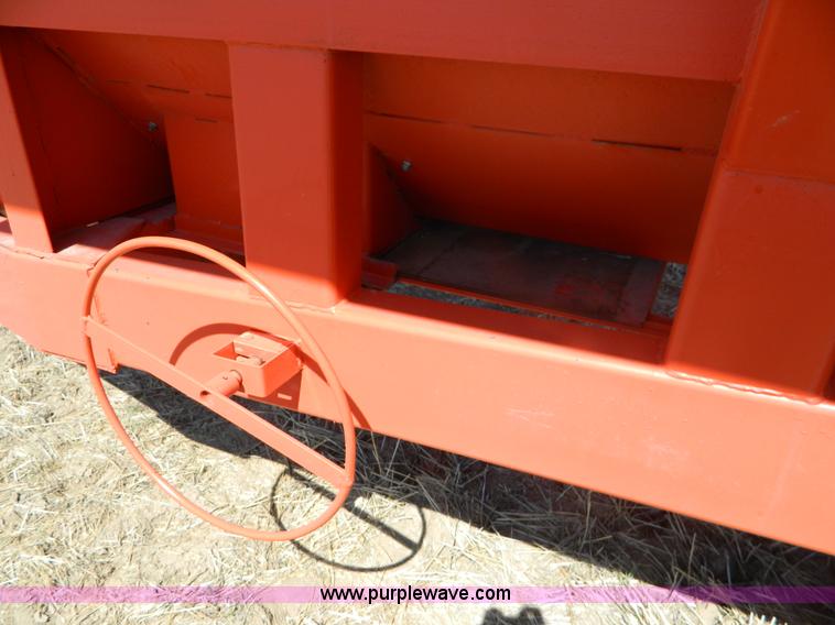 image for item B3873 Killbros 600 bushel grain cart