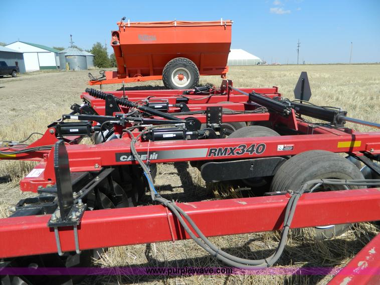 image for item B3874 2010 Case IH RMX340 disk