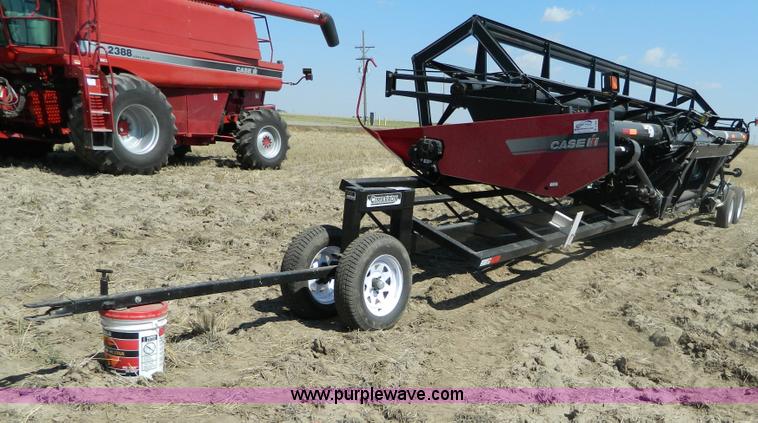 image for item B3880 2007 Case IH 2042 draper header