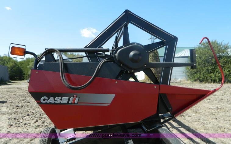 image for item B3880 2007 Case IH 2042 draper header