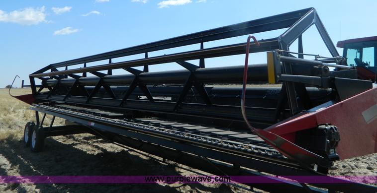 image for item B3880 2007 Case IH 2042 draper header