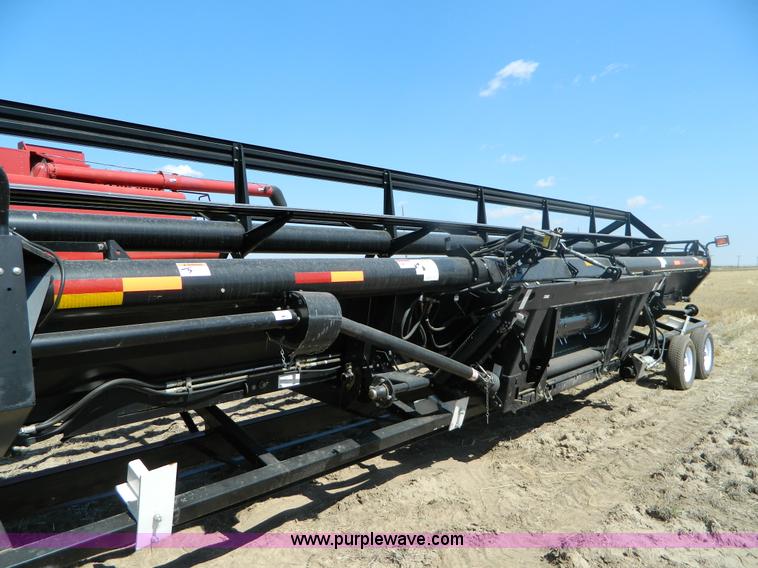 image for item B3880 2007 Case IH 2042 draper header