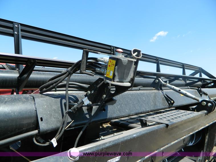 image for item B3880 2007 Case IH 2042 draper header