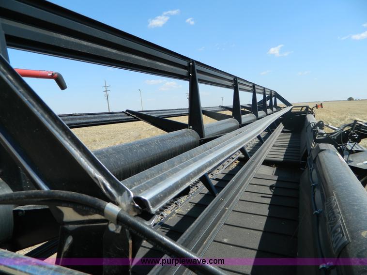 image for item B3880 2007 Case IH 2042 draper header