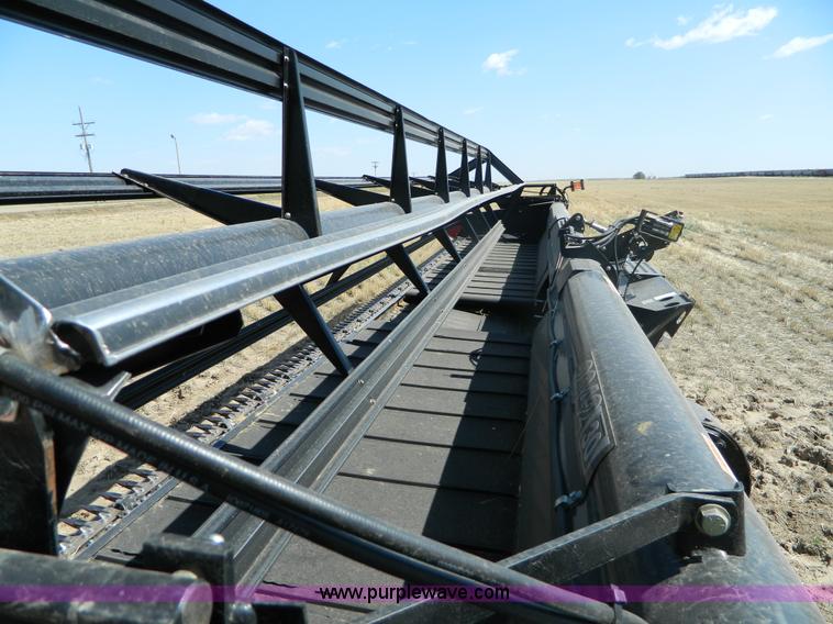 image for item B3880 2007 Case IH 2042 draper header