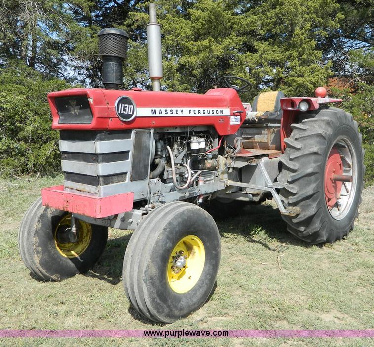 image for item B3888 1971 Massey Fergusen 1130 tractor