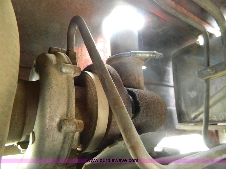 image for item B3888 1971 Massey Fergusen 1130 tractor