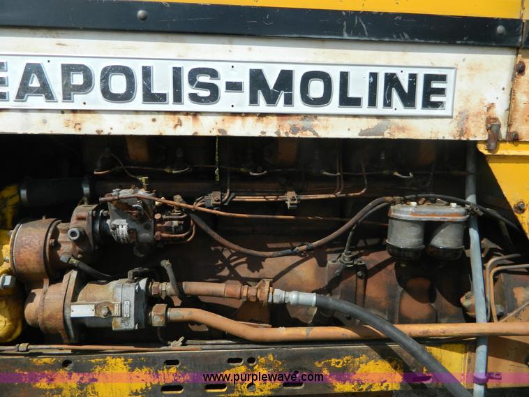 image for item B3889 1966 Minneapolis Moline G1000 tractor