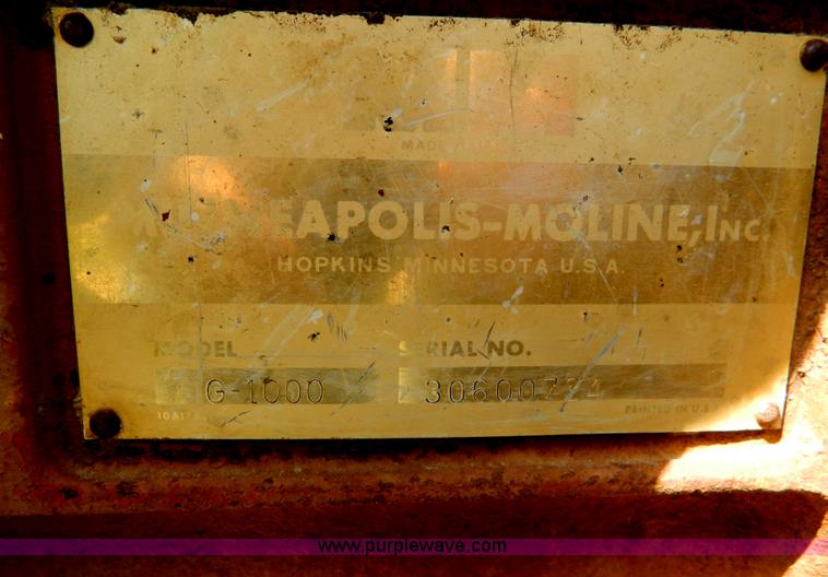 image for item B3889 1966 Minneapolis Moline G1000 tractor