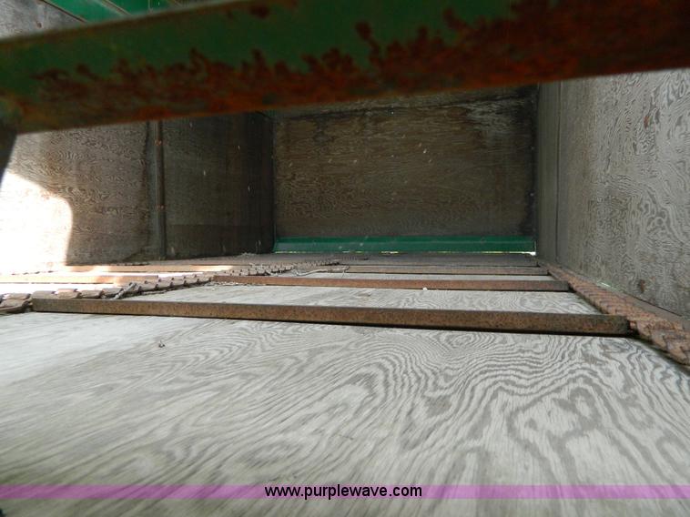 image for item B3890 Badger BN2929 feed wagon