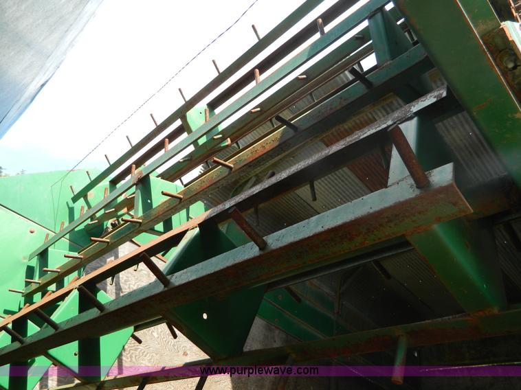 image for item B3890 Badger BN2929 feed wagon