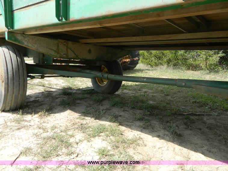 image for item B3890 Badger BN2929 feed wagon
