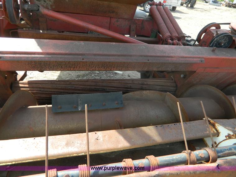 image for item B3895 Hesston 6450 self-propelled swather