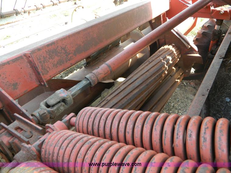 image for item B3895 Hesston 6450 self-propelled swather