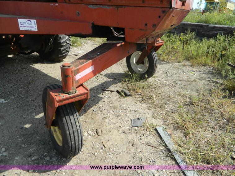 image for item B3895 Hesston 6450 self-propelled swather