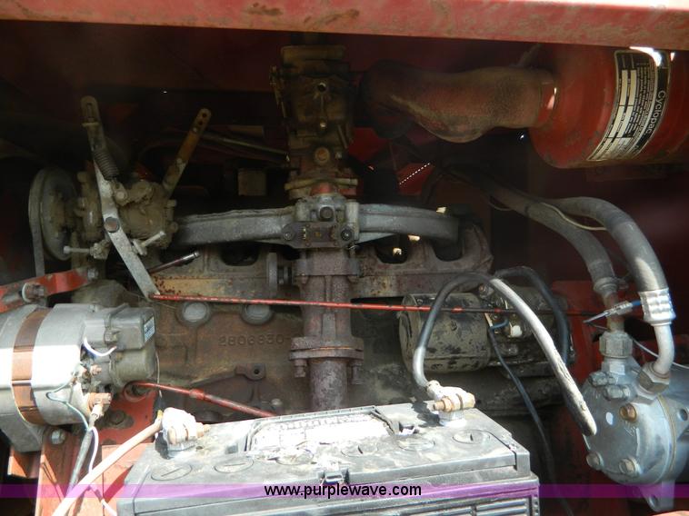 image for item B3895 Hesston 6450 self-propelled swather