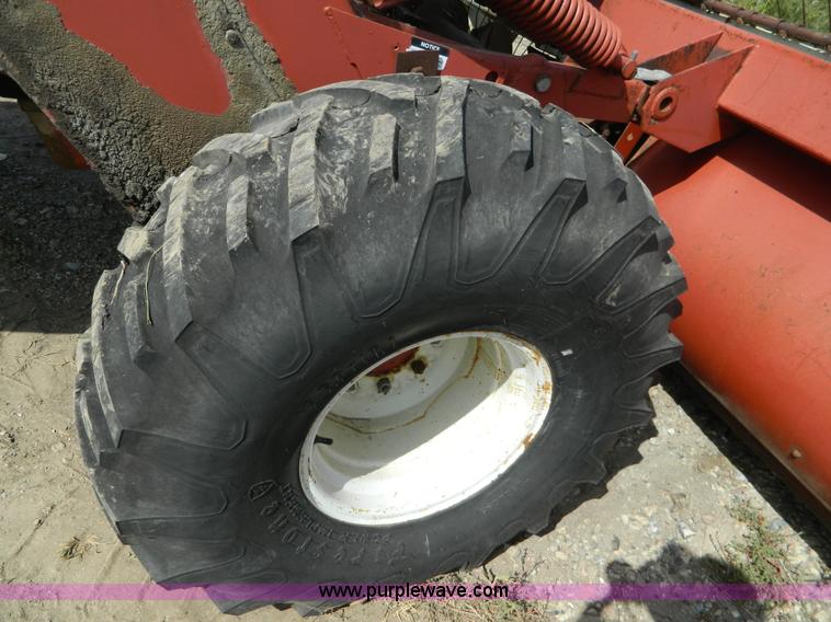image for item B3895 Hesston 6450 self-propelled swather