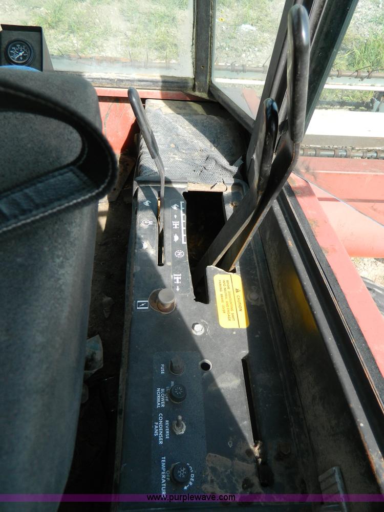 image for item B3895 Hesston 6450 self-propelled swather