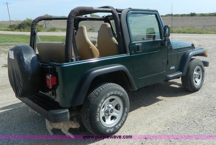 image for item B3901 1998 Jeep Wrangler Sport SUV
