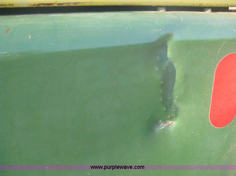 image for item B8142 John Deere 8350 grain drill