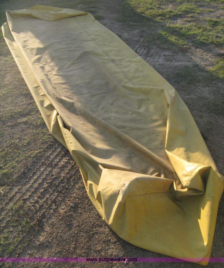 image for item B8142 John Deere 8350 grain drill