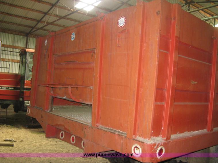 image for item B8144 1964 Ford F700 grain truck