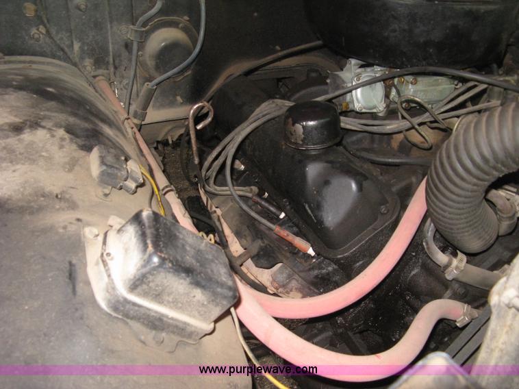 image for item B8144 1964 Ford F700 grain truck