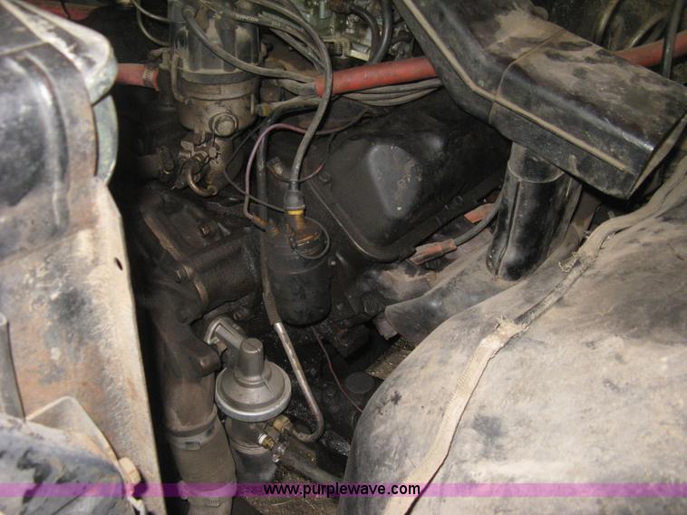 image for item B8144 1964 Ford F700 grain truck