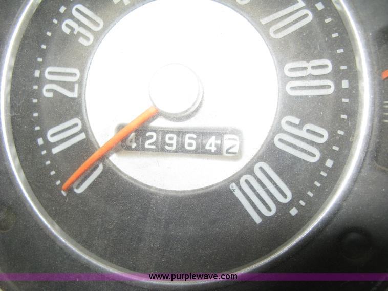 image for item B8144 1964 Ford F700 grain truck