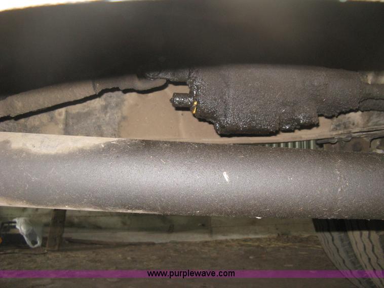 image for item B8144 1964 Ford F700 grain truck