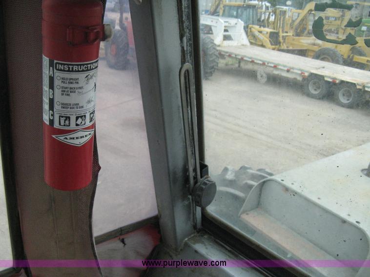 image for item B8145 White 4-225 articulated tractor