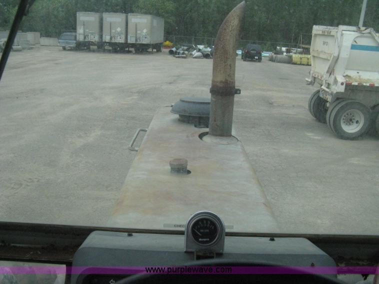 image for item B8145 White 4-225 articulated tractor