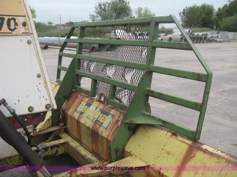 image for item B8312 Case 2470 tractor