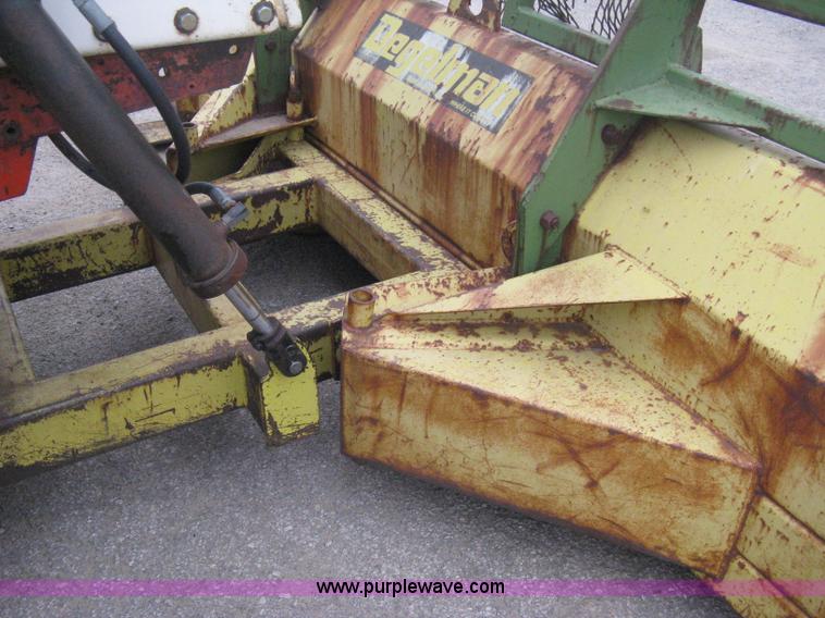 image for item B8312 Case 2470 tractor