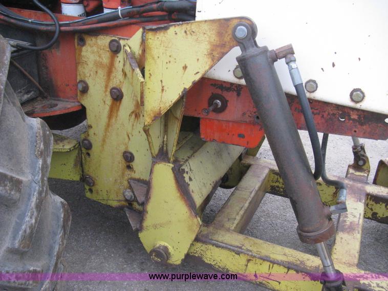 image for item B8312 Case 2470 tractor