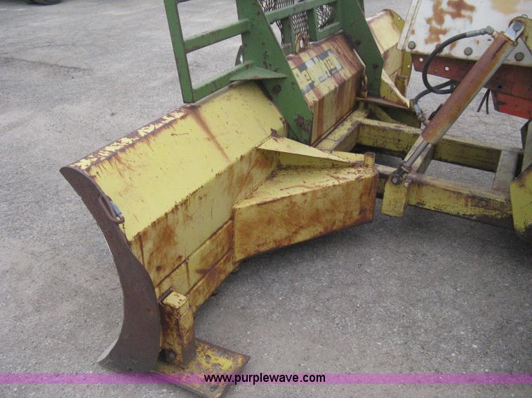 image for item B8312 Case 2470 tractor