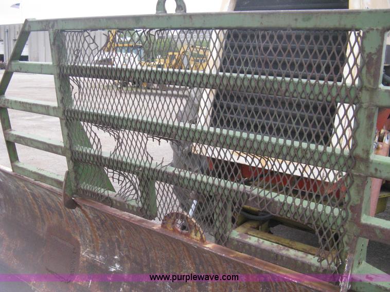 image for item B8312 Case 2470 tractor