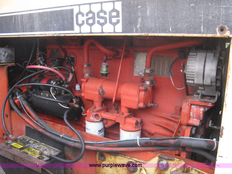 image for item B8312 Case 2470 tractor