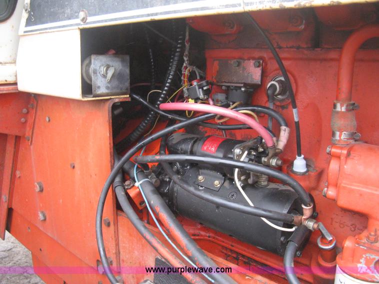 image for item B8312 Case 2470 tractor