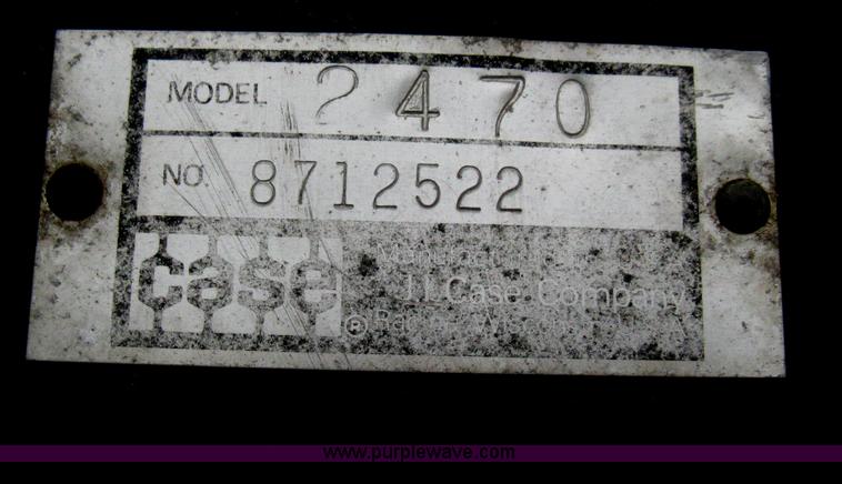 image for item B8312 Case 2470 tractor
