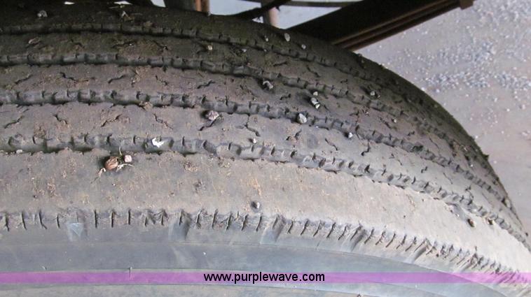 image for item C3532 1979 Mack RS686LST dump truck