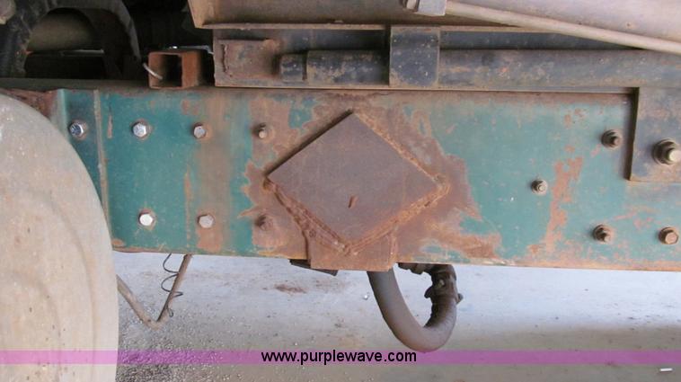 image for item C3532 1979 Mack RS686LST dump truck