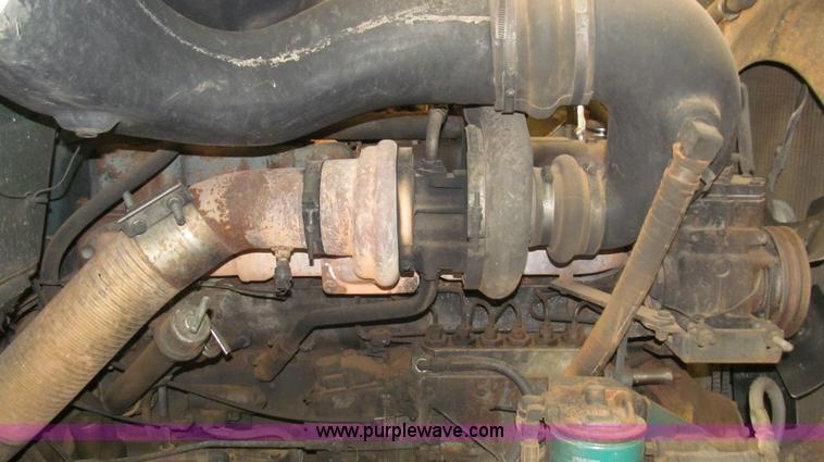 image for item C3532 1979 Mack RS686LST dump truck