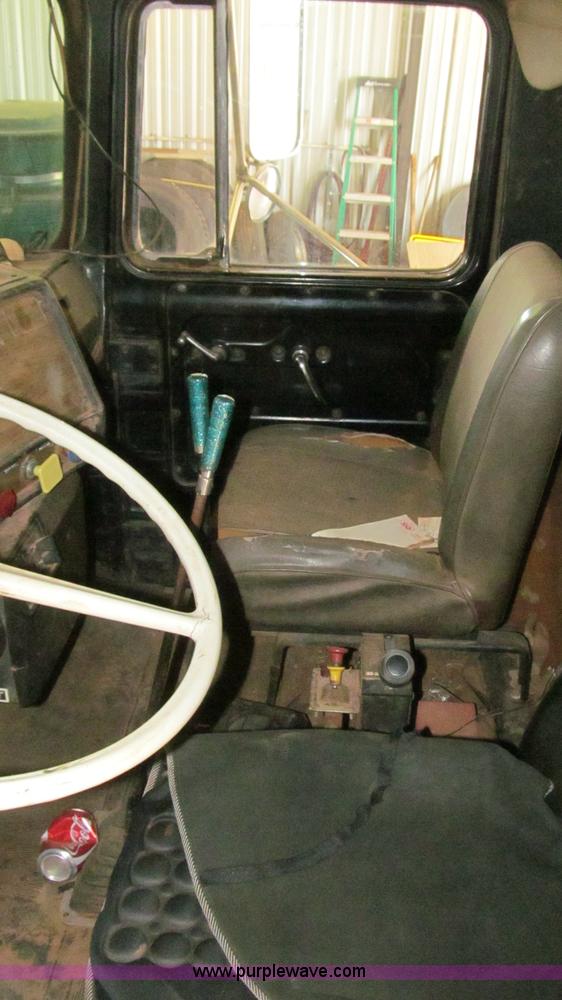 image for item C3532 1979 Mack RS686LST dump truck