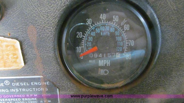 image for item C3532 1979 Mack RS686LST dump truck